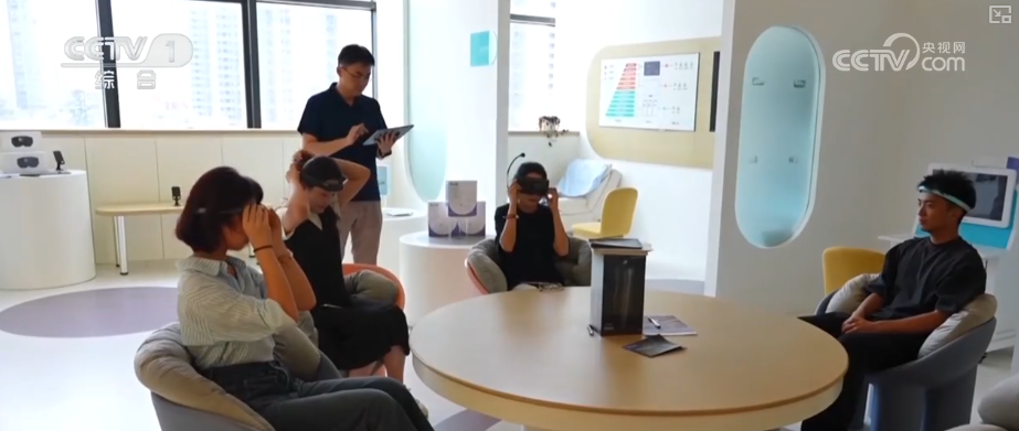 d543d404-f264-41f2-a1b2-18caebb5e150