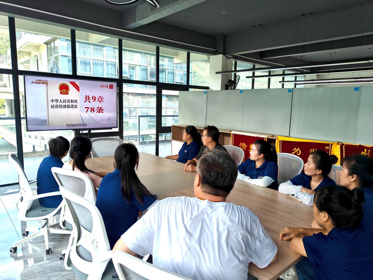 06663c0f1f19445a99c400a22d26a2fb~tplv-tt-origin-web_gif