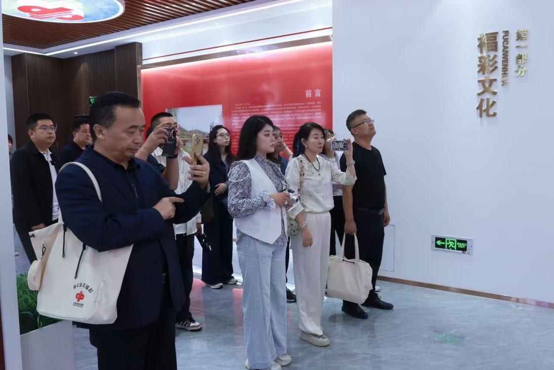 02b7b9a83c0a4c458d53fe1f8d5e34d6~tplv-tt-origin-web_gif