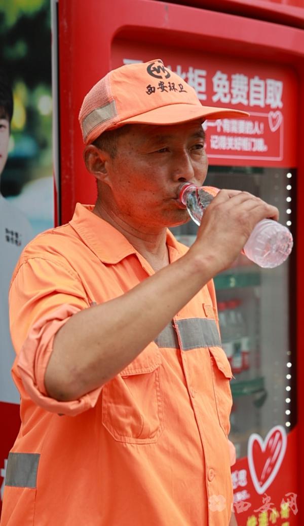 ab136b7b6bc64cb099685b4058475112~tplv-tt-origin-web_gif