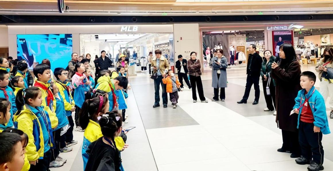 6320e38d826fb1b02f38a3bbcb8d8447~tplv-tt-origin-web_gif