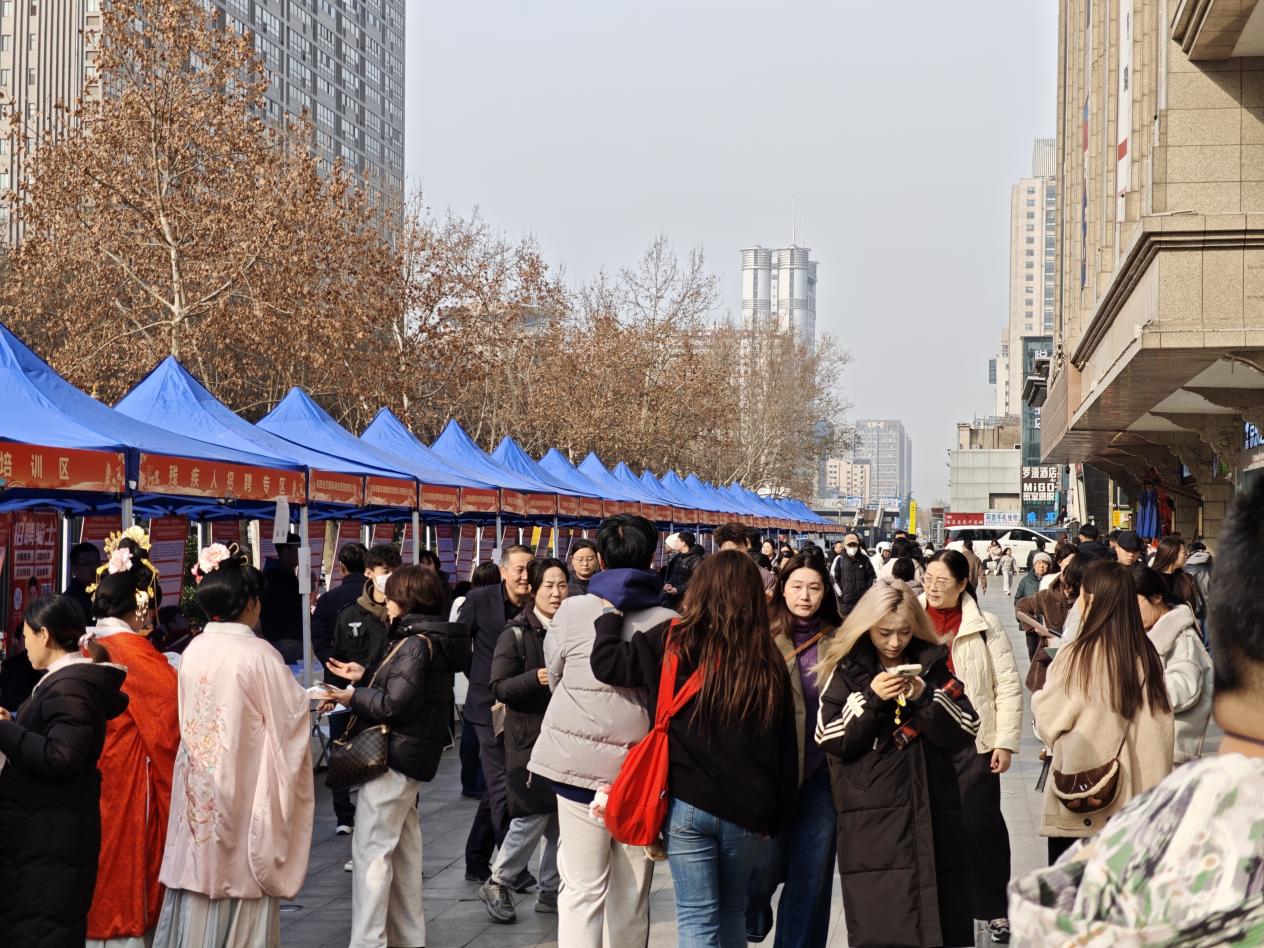 98a5394b5f65442dd6b8afb79192eb35