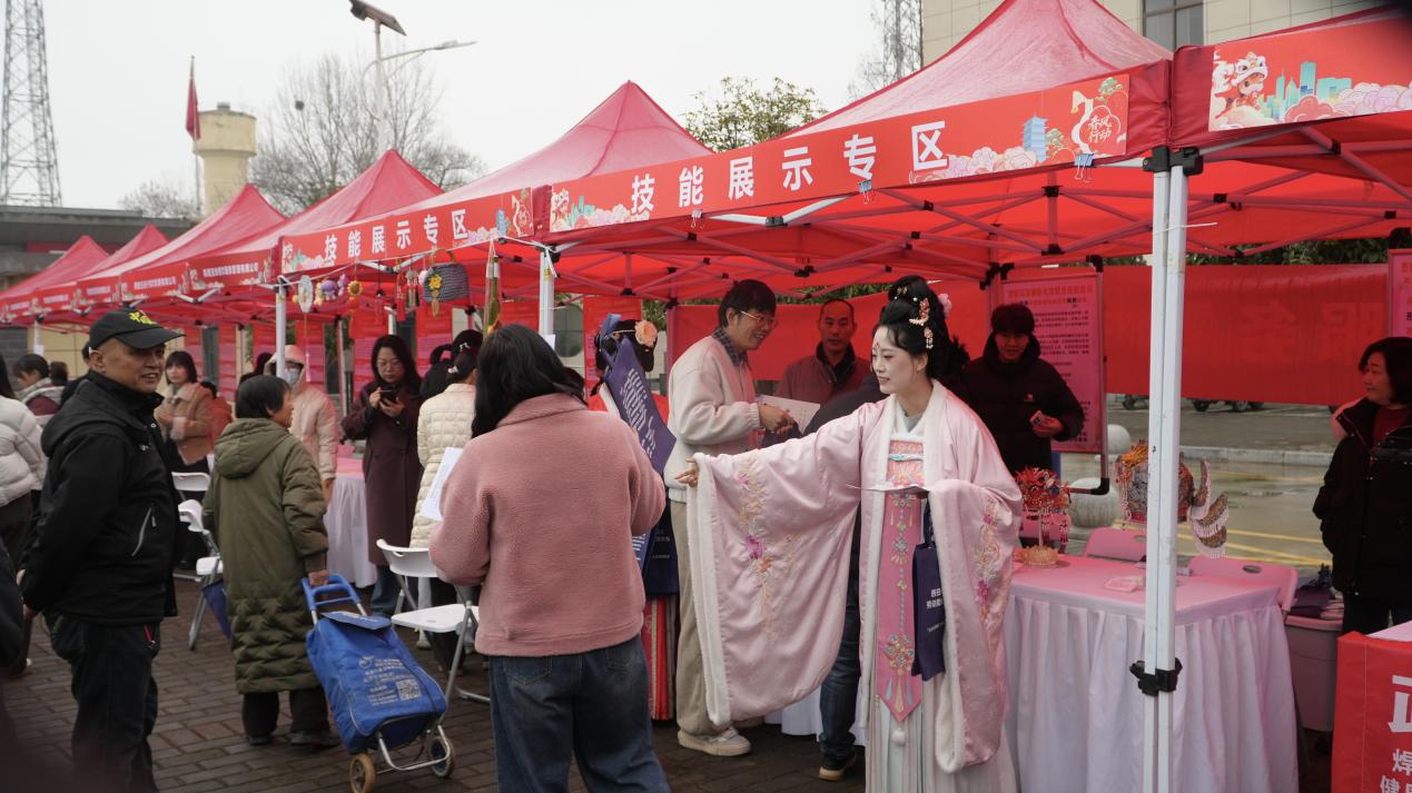 1611f250188468b76bfdfc786f7bff57